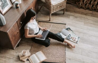 Vinyl Flooring vs. Hardwood: Which is the Best for You?