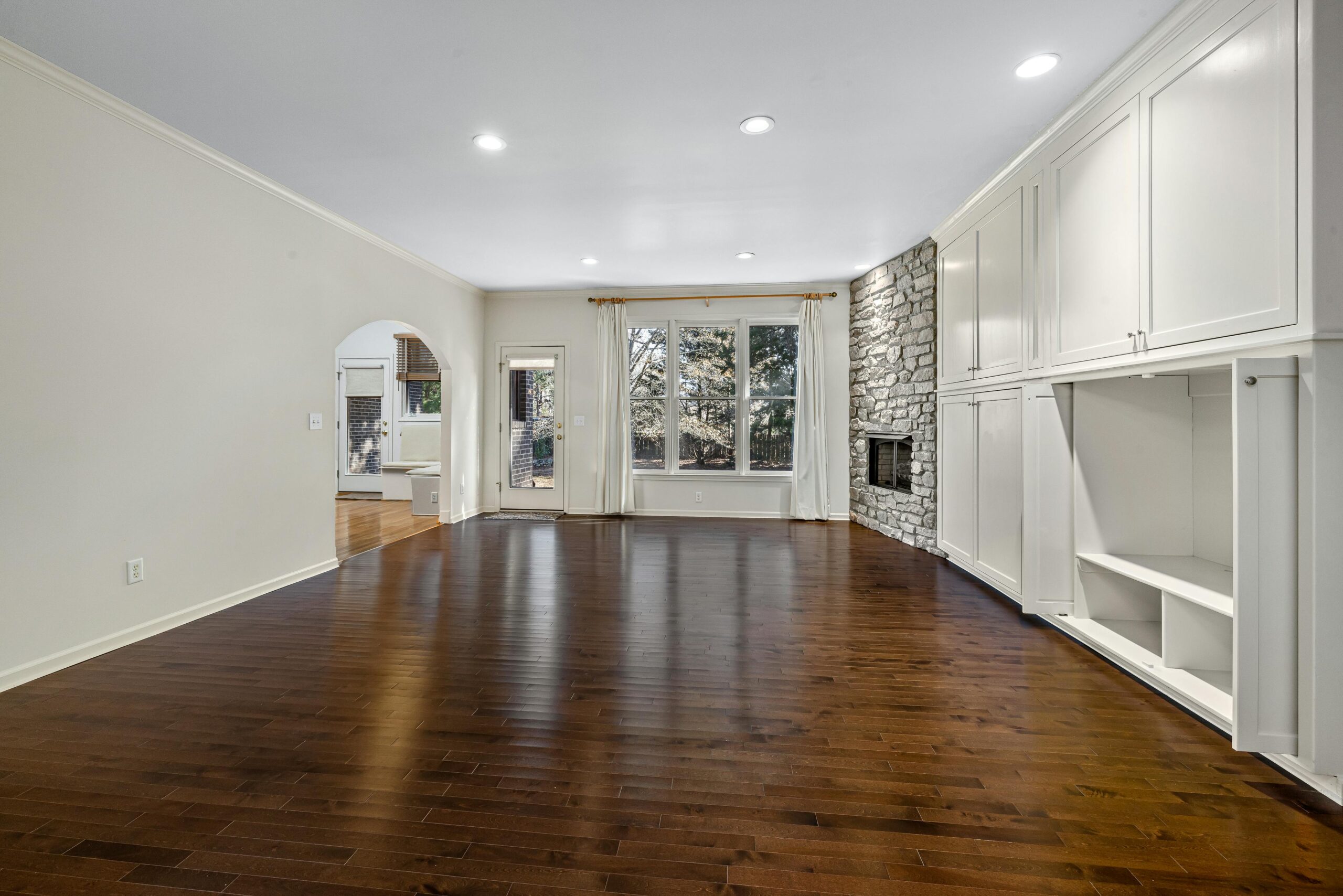 how to maintain hardwood floors 